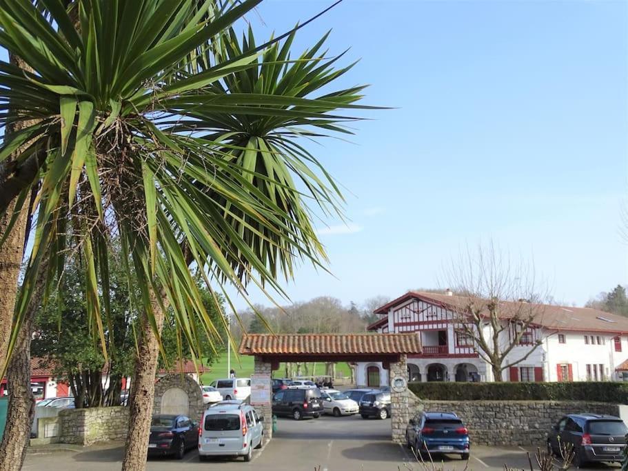 Situation Ideale Piscine Parking Wifi Gare Plage Golf Ciboure Buitenkant foto
